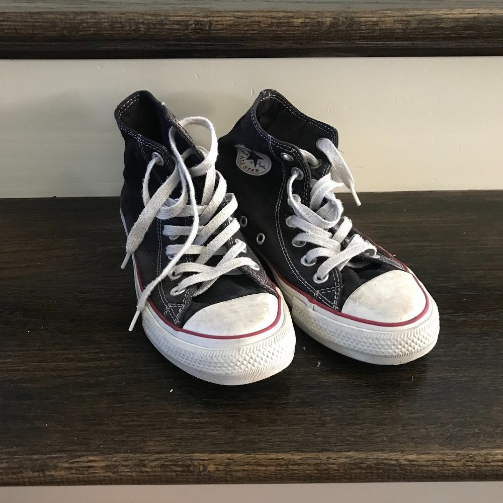 Grey high rise converse